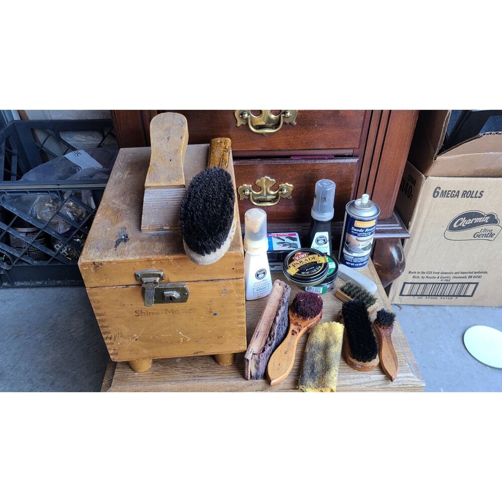 Vintage Griffin Shine Master Wooden Shoe Shine Kit Dovetailed Box